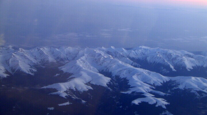 Fagaras Mountain Plane | © Bogdan Giuşcă - GNU Free Documentation License